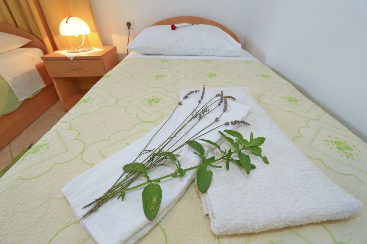 Apartments Romansa Zaton  Extérieur photo
