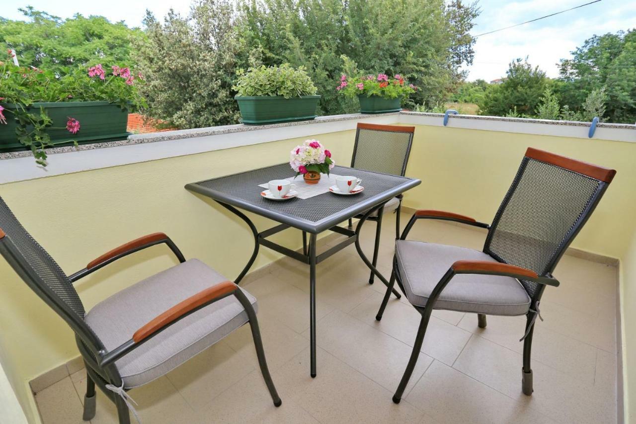 Apartments Romansa Zaton  Extérieur photo