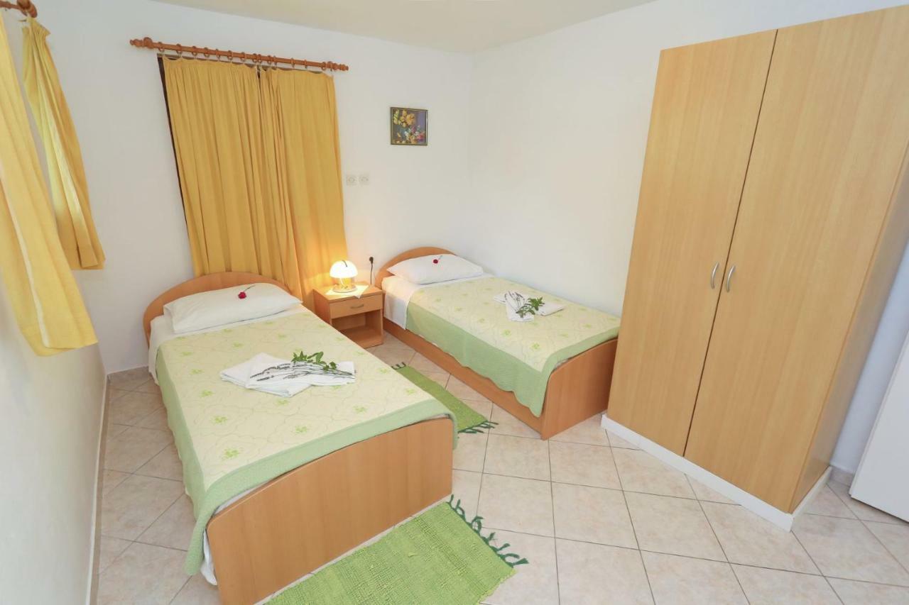Apartments Romansa Zaton  Extérieur photo